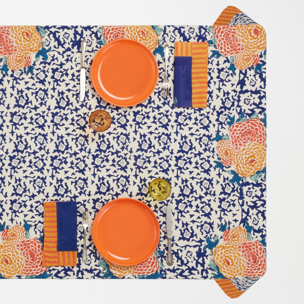 Lisa Corti Arabesque Corolla Blue Tovaglia in cotone naturale 180x270cm
